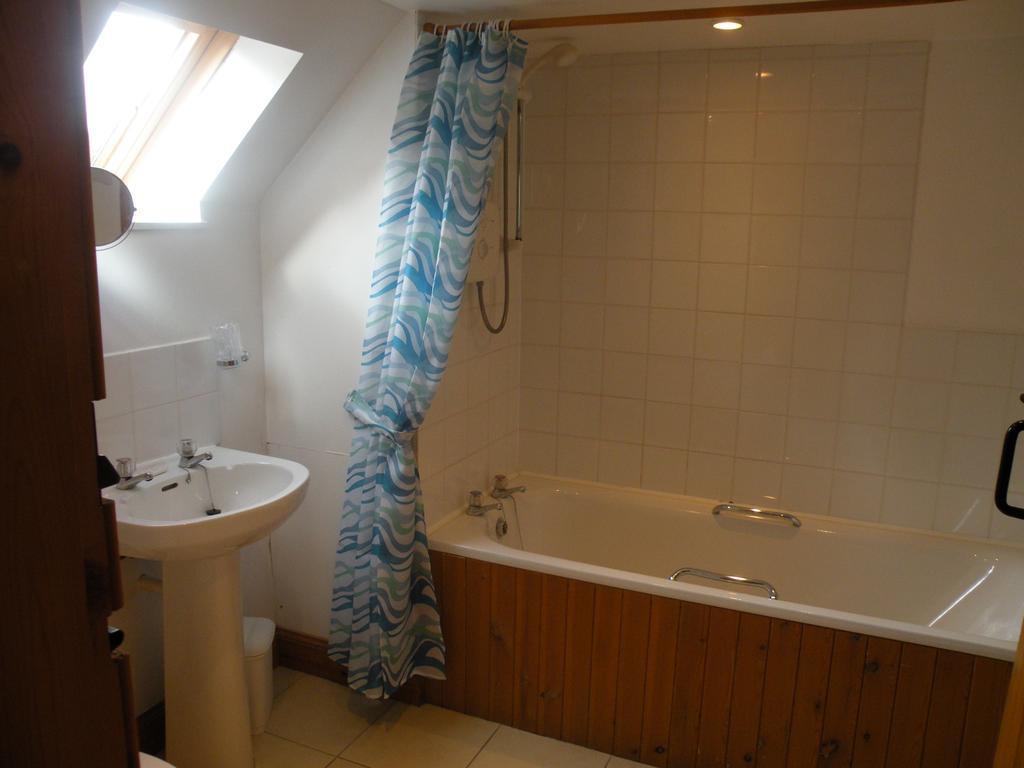 Mchugh And Loudon Cottages Saint Catherines 외부 사진